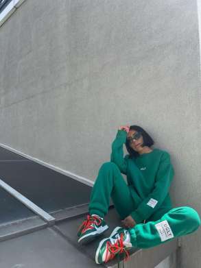 KOSTUM ME BLUZE DHE TUTA - AR-295