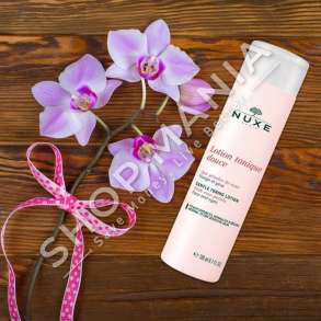 NUXE - LOCION LARES PER FYTYREN ME PETALE TRENDAFILI & EFEKT TONIFIKUES "PER TE GJITHA LLOJET E LEKURAVE" - 200ML
