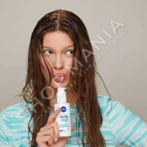 NIVEA - PRIMER FLOKESH PER FEMRA "VOLUME" - 150ML