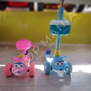 SCOOTER ME 3 RROTA ME DRITA & MUZIKE +3VJEC