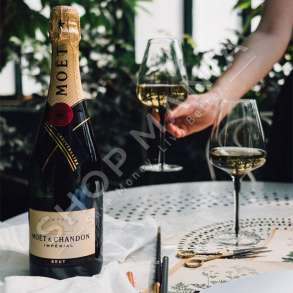 MOET & CHANDON - SHAMPANJE "IMPERIAL BRUT", NE KUTI DHURATE - 750ML, 12% VOL.