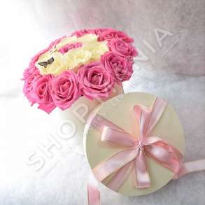 KOMPOZIM NE KUTI ME 18 TRENDAFILA