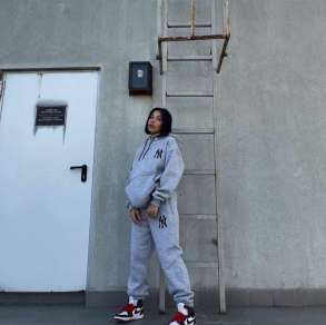 KOSTUM SPORTIV ME HOODIE DHE TUTA - SHKS-04